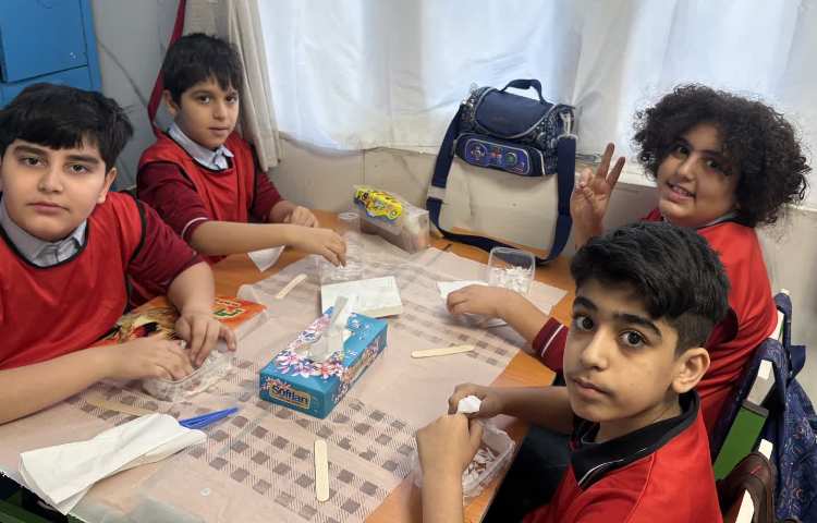 ساخت پیپر آرت در هفته ملی علوم 3