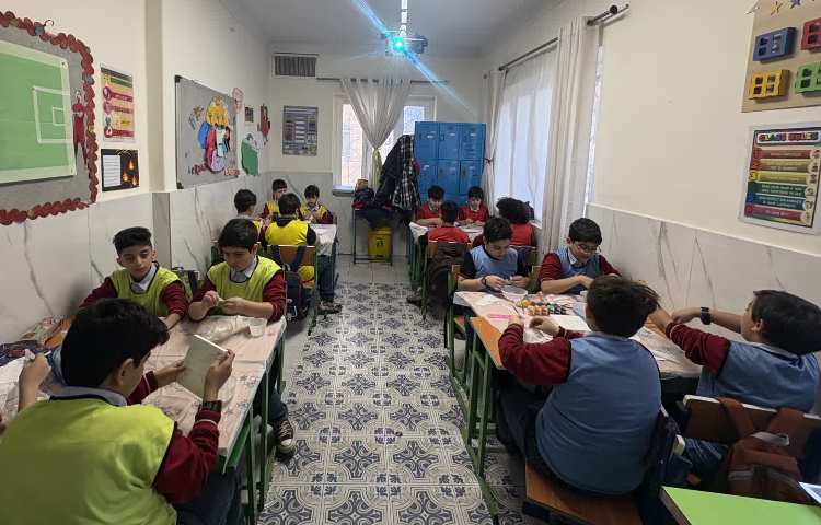 ساخت پیپر آرت در هفته ملی علوم