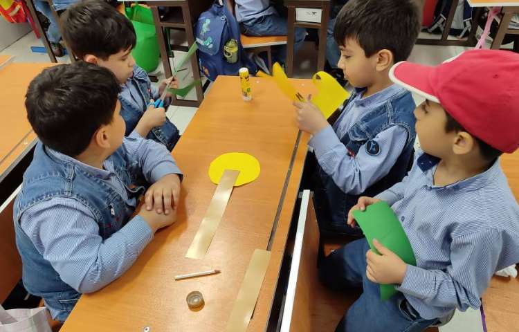 ساخت کاردستس ساعت برای مبحث ریاضی 1