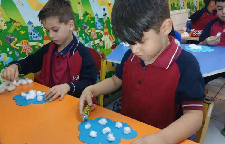ساخت کاردستی ابر و تدریس صدای «اَ» 6