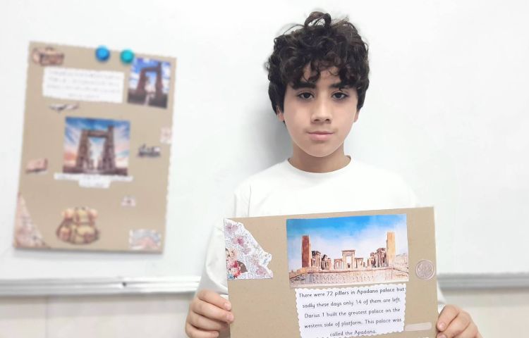 ساخت کاردستی به صورت گروهی با موضوع Iran's Landmarks 6