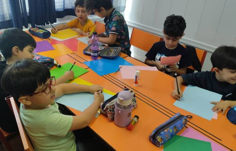 ساخت کاردستی ربات 4