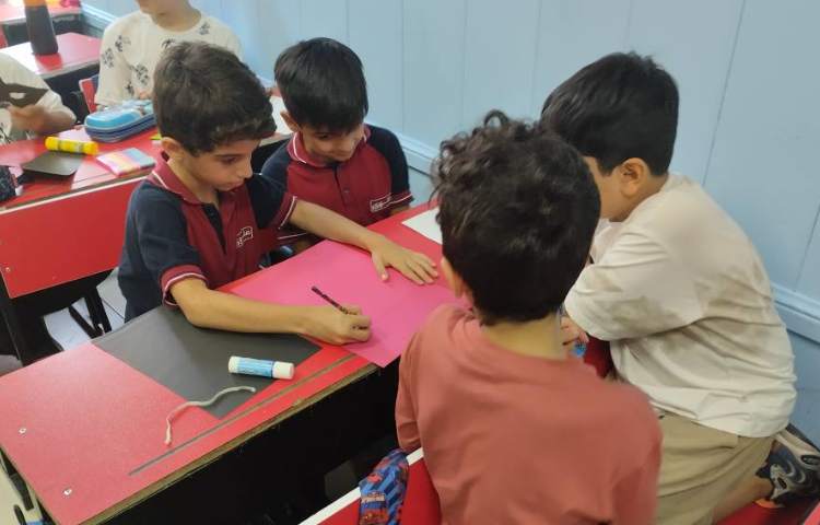 ساخت کاردستی ماسک صورت 2