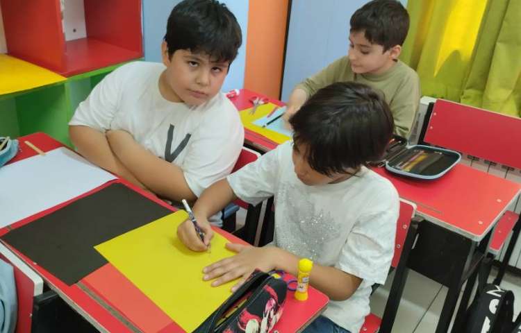 ساخت کاردستی ماسک صورت 3