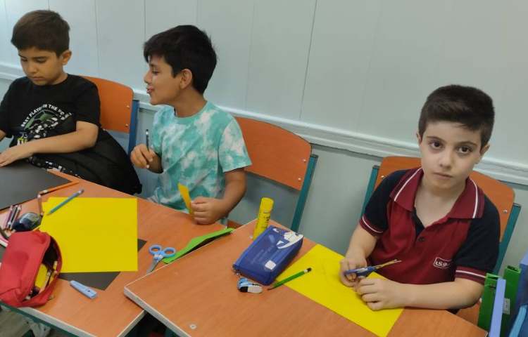 ساخت کاردستی ماسک صورت 4