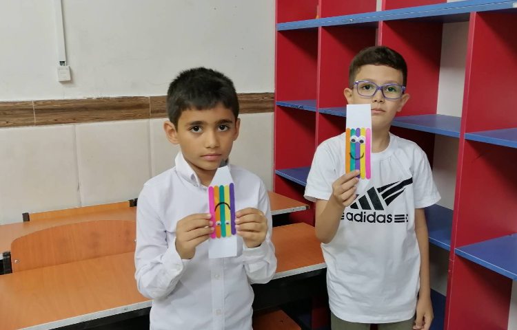 ساخت کاردستی مداد با چوب 2