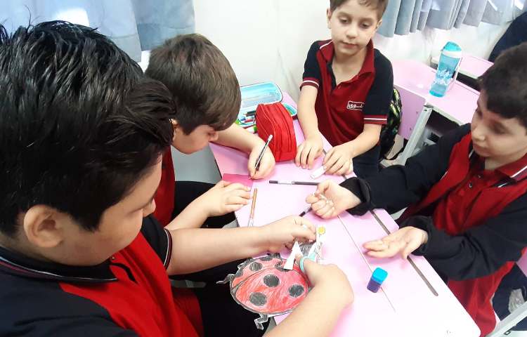 (ساخت کاردستی ) مشاهده و پژوهش درباره حشرات 2