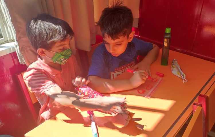 :ساخت کاردستی چرخه آب و کاردستی ساعت، کلاس دریانوردان 7