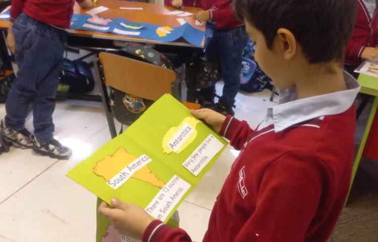 ساخت کتابچه‌ی قاره‌ها-هفته‌ی ملی علوم 2