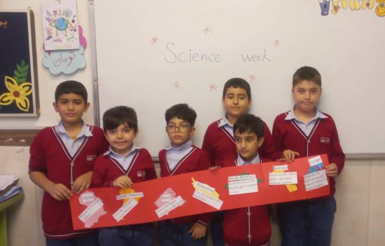 ساخت کتابچه‌ی قاره‌ها-هفته‌ی ملی علوم 5