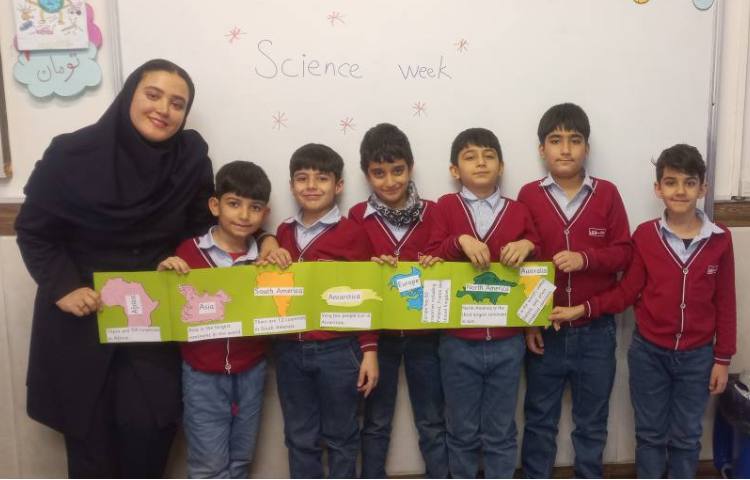 ساخت کتابچه‌ی قاره‌ها-هفته‌ی ملی علوم 6