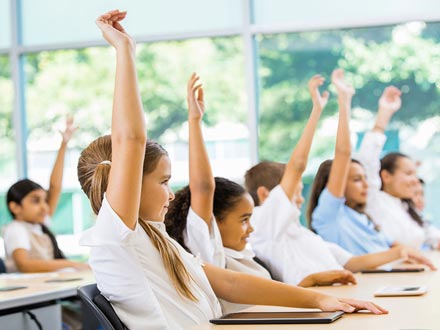 ساخت 2052 کلاس درس در استان تهران