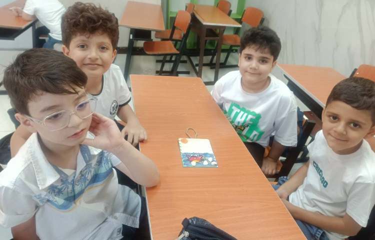 سازه چوبی (بوک مارک و درست کردن تابلوی آبزیان) 2