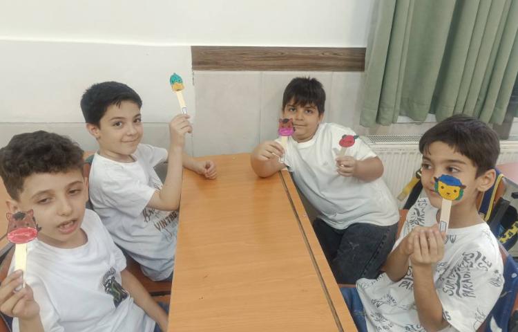 سازه چوبی (بوک مارک و درست کردن تابلوی آبزیان) 4