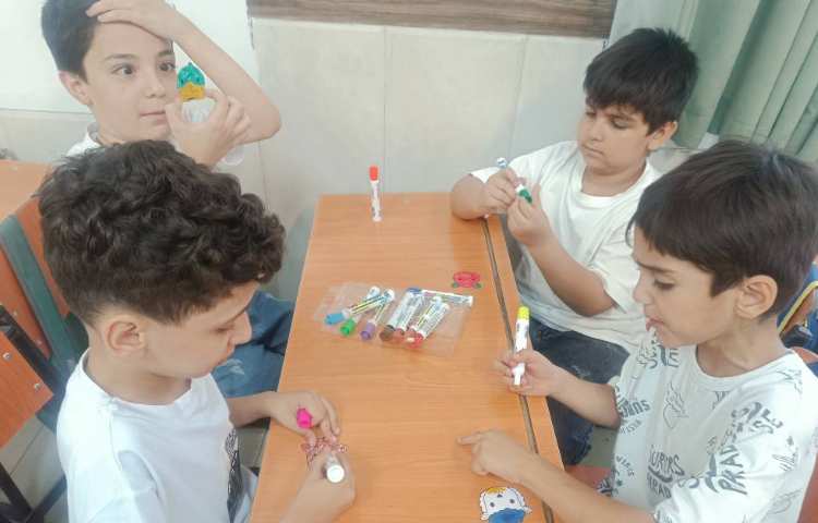 سازه چوبی (بوک مارک و درست کردن تابلوی آبزیان) 7