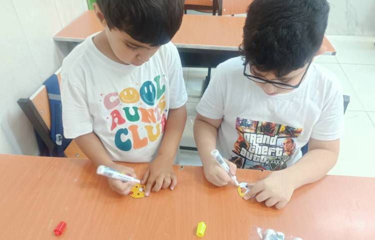 سازه چوبی (بوک مارک و درست کردن تابلوی آبزیان)