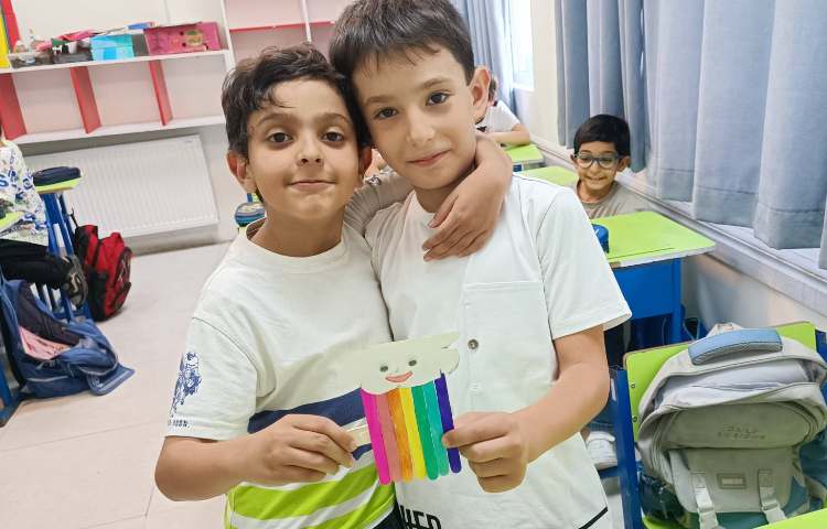 سازه چوبی رنگین کمان 2