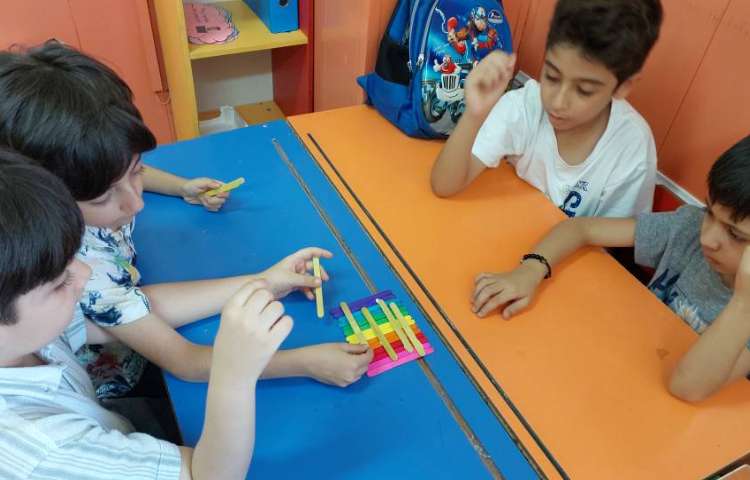 سازه چوبی موضوع: ساخت رنگین کمان و حیوانات کوچولو 1