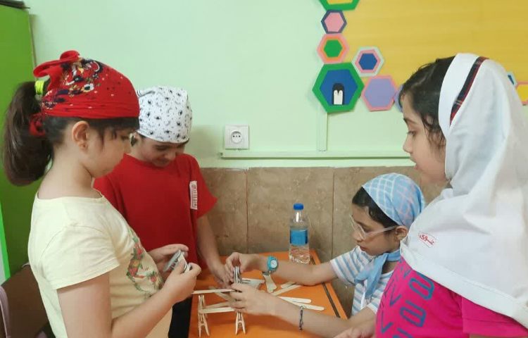 سازه چوب و گیره 3