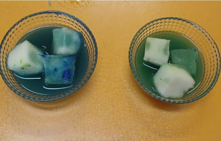 ساعت آزمایشگاه ، دانشمندان کوچک