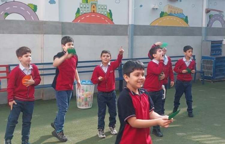 ساعت در بعدازظهر تلفیق ورزش و ریاضی 2