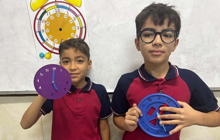 ساعت در بعداز ظهر و قبل از ظهر 2