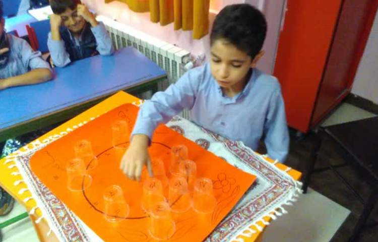 ساعت در بعداز ظهر 4