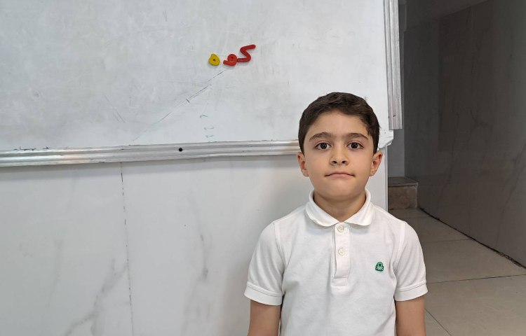 ساعت فارسی ساخت کلمه با حروف به هم ریخته 3
