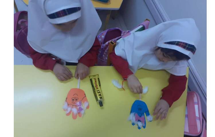 ساعت فعالیت مناسبتی 3