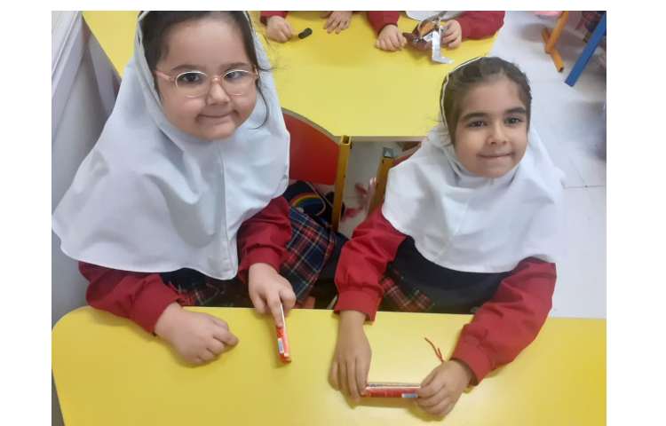 ساعت فعالیت مناسبتی 3