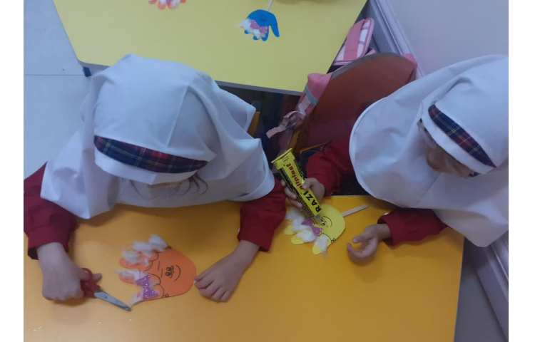 ساعت فعالیت مناسبتی 4