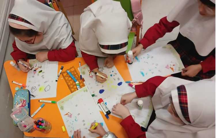 ساعت فعالیت مناسبتی 5