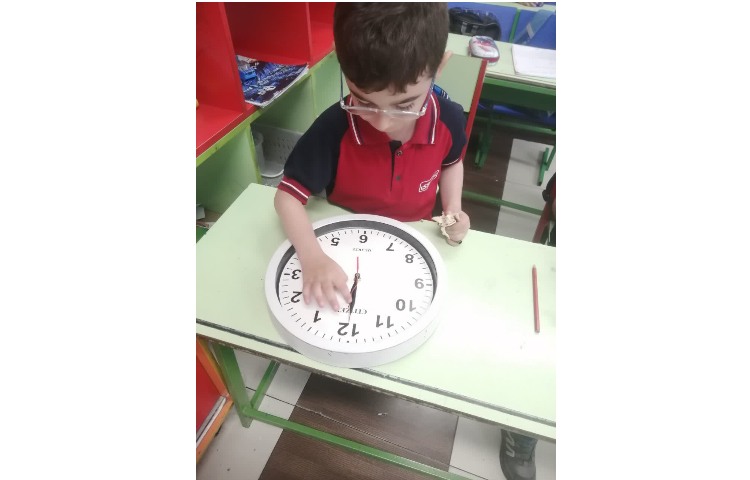 ساعت و شمارش 5تا 5 تای دقیقه 1