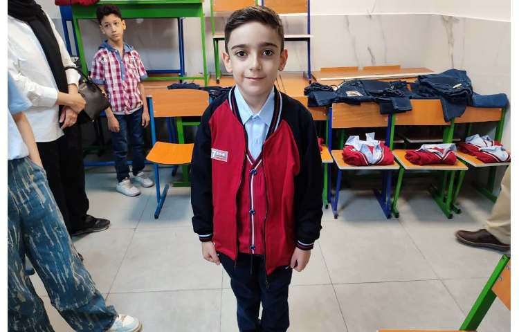 سایزگیری لباس دانش آموزان 5