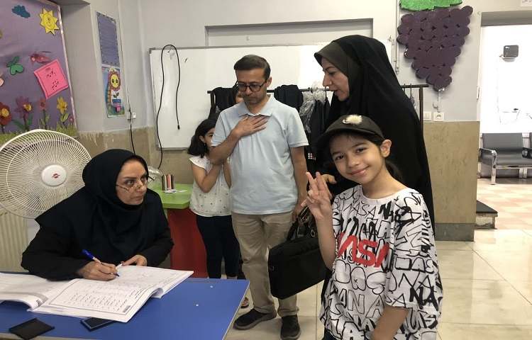 سایزگیری لباس فرم دانش آموزان و ثبت نام سرویس تابستان 2