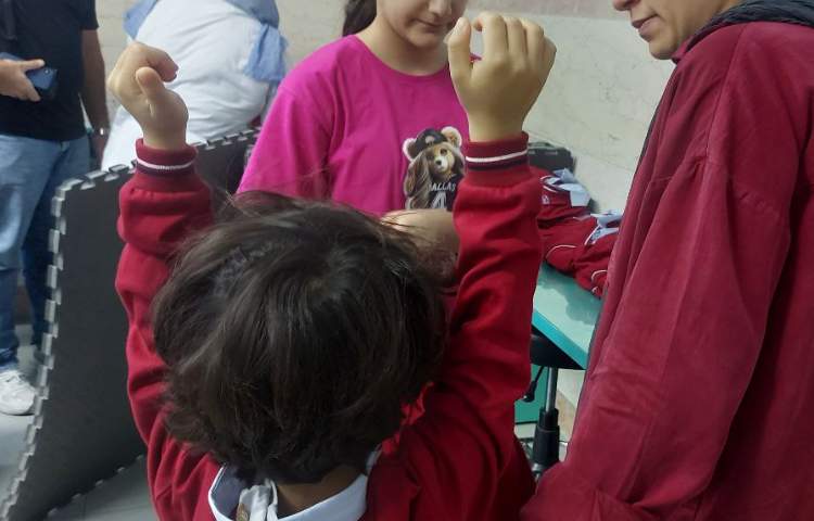 سایزگیری لباس فرم 9