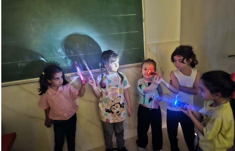 سایه بازی با روش اکتشافی