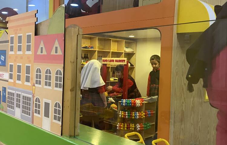 سرزمین ماسه 12