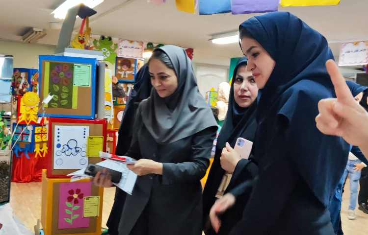 سرکار خانم صوفی مدیر آموزش دبستان های موسسه علوی جهت بررسی خروجی فرآیند اجرایی-آموزشی پایگاه تابستان 4