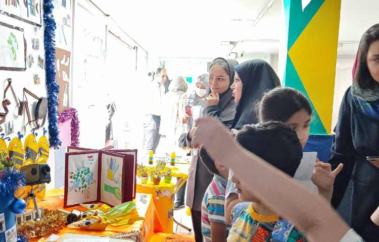 سرکار خانم صوفی مدیر آموزش دبستان های موسسه علوی جهت بررسی خروجی فرآیند اجرایی-آموزشی پایگاه تابستان 5