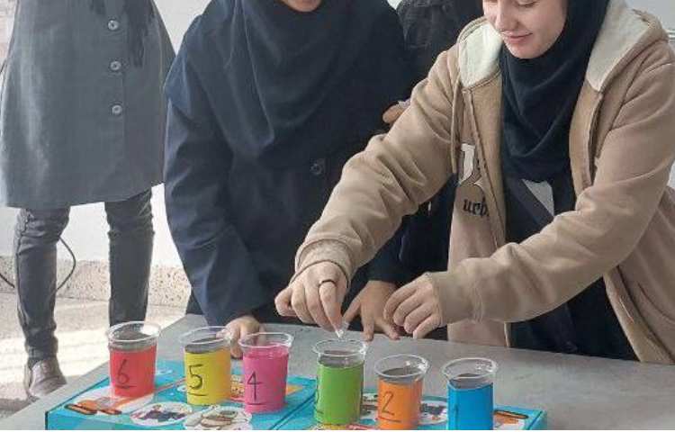 سرگرمی در کلاس قرآن و پیام 3