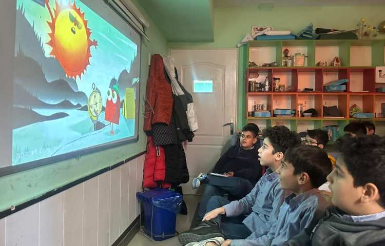 سفر به ماه هفته ملی علوم 1