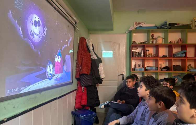 سفر به ماه هفته ملی علوم 2