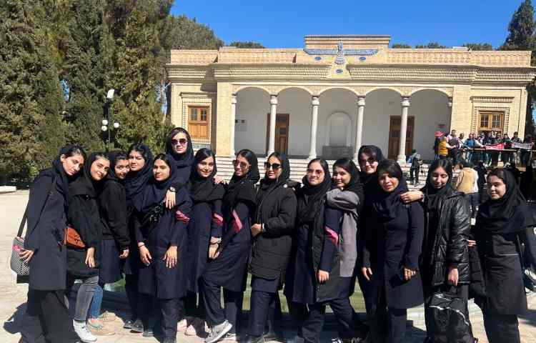 سفر به یاد ماندنی به شهر زیبای یزد 12