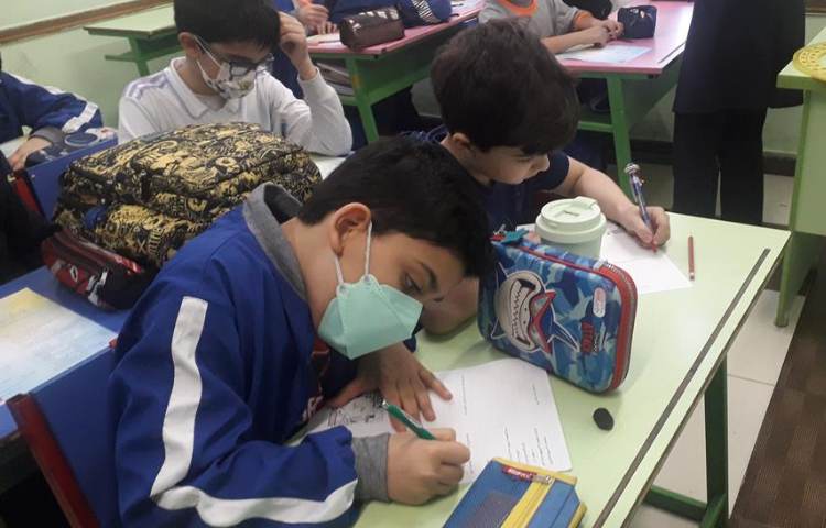 سنجش دانش آموزان دبستان علوی 1