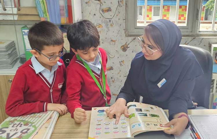 سنجش دانش زبانی دانش آموزان به صورت رندم و مداوم توسط سوپروایزر 3