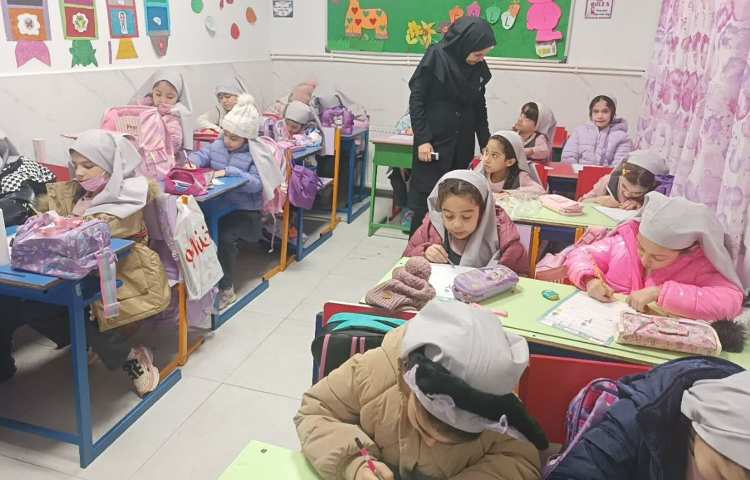 سنجش فارسی پایه‌های اول و دوم با نظارت معاون آموزشی 5