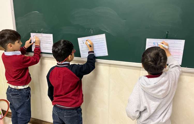 سنجش Spelling پای تخته 1