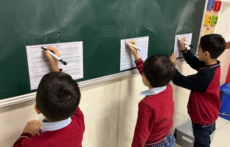 سنجش Spelling پای تخته 2