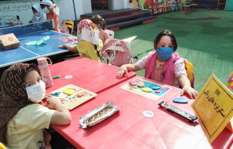 سنگریزه های رنگی 2